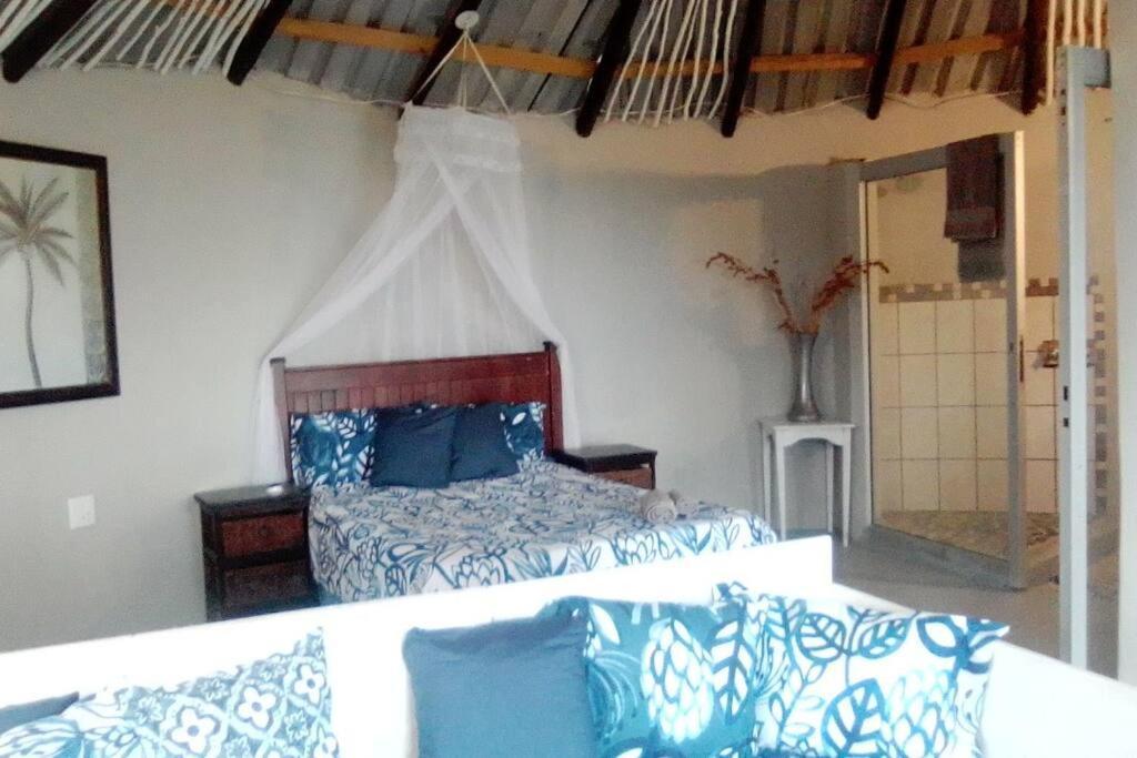 Wildview Self Catering Cottages Coffee Bay, Breakfast & Wi-Fi Inc 외부 사진
